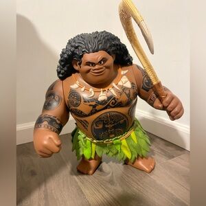 Disney Moana 16" Mega Maui Talking Singing Doll